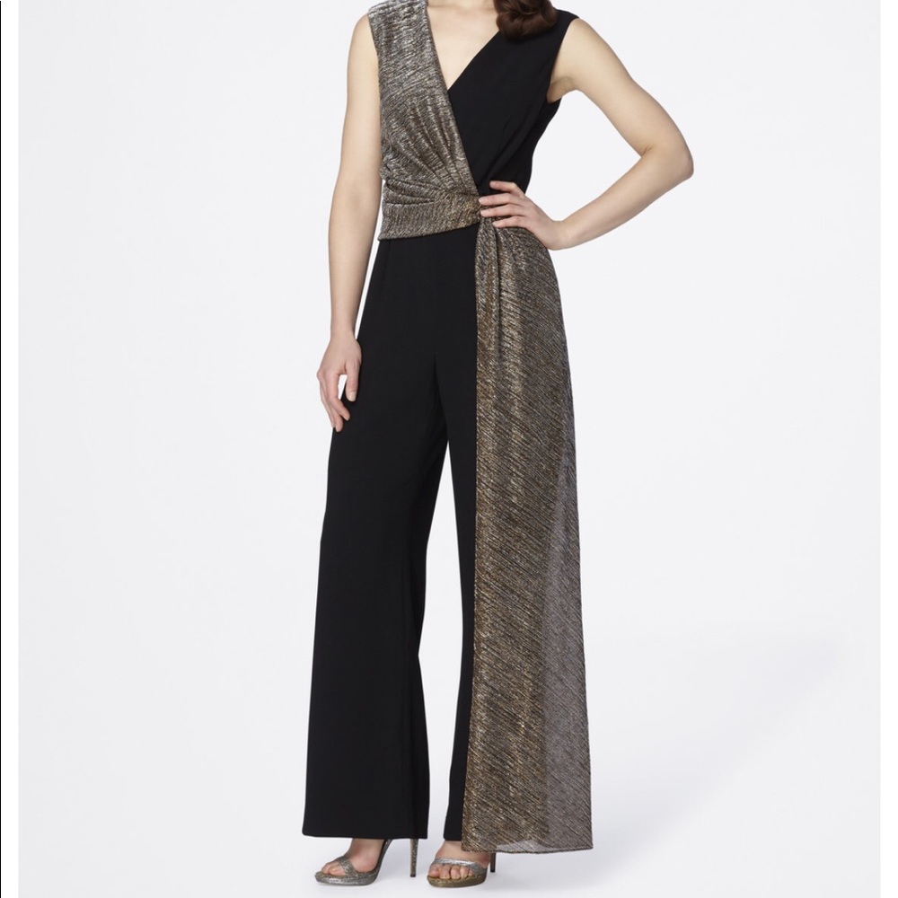 Tahari Jumpsuit w/ metallic detail